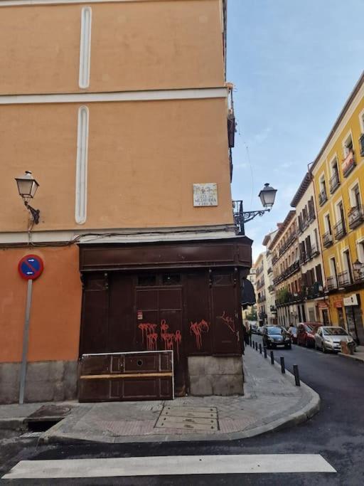 Mediodia Chica Apartamento Tipo Loft En La Latina Lejlighed Madrid Eksteriør billede